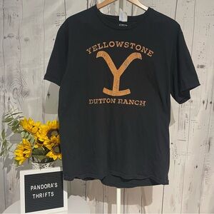 Yellowstone Men’s Tee Size L Preowned